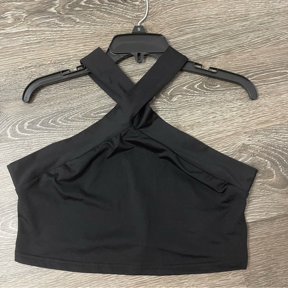 Criss Cross Sleeveless Crop Halter Top